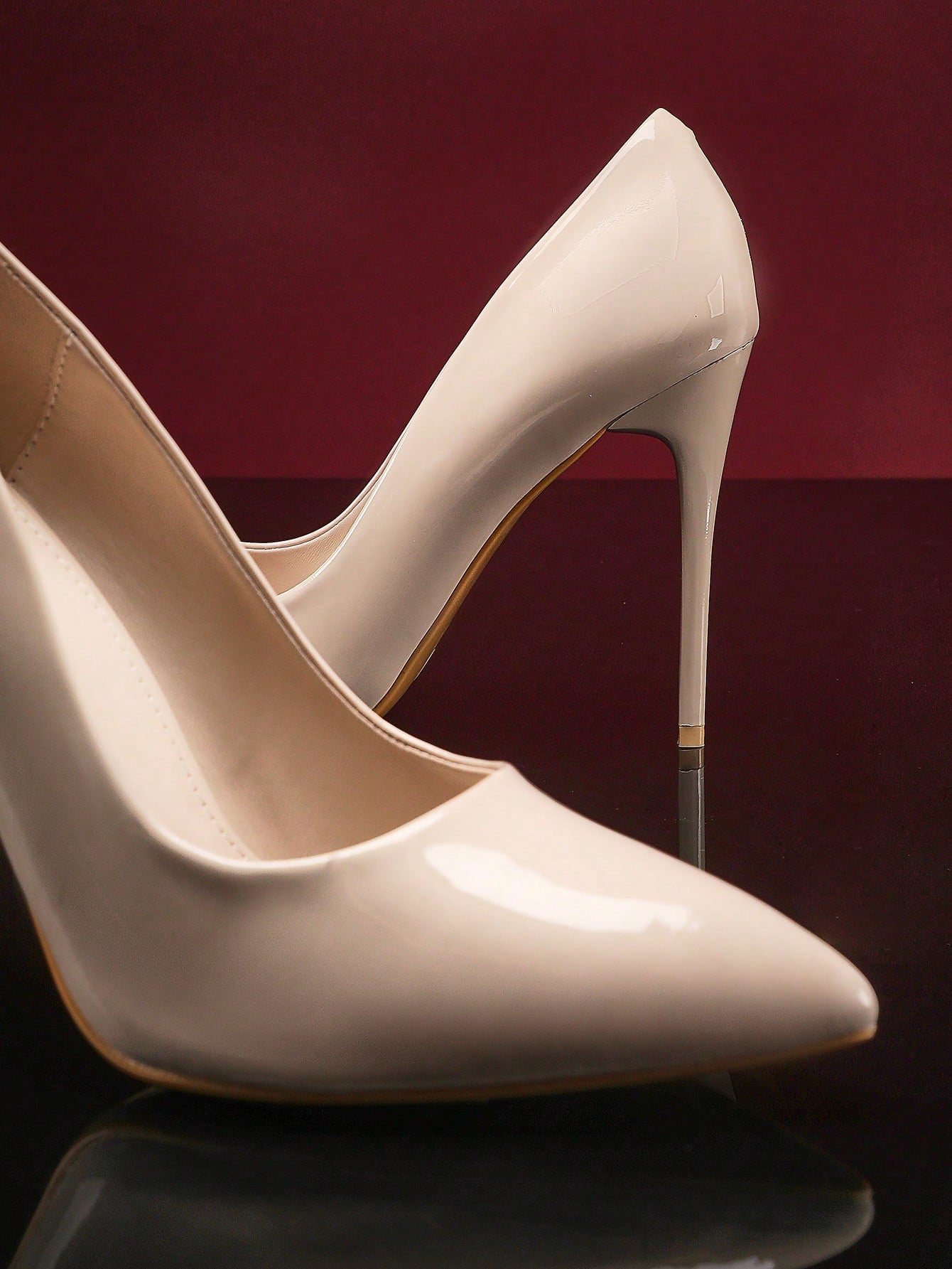 Women Point Toe Stiletto Heeled Man-Made Patent Material Pumps